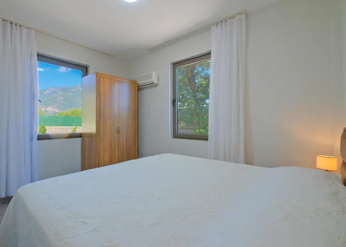Arzu Cottage